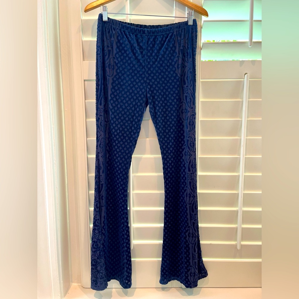 Free People Burnout navy blue Velvet Flared Pants Size Small